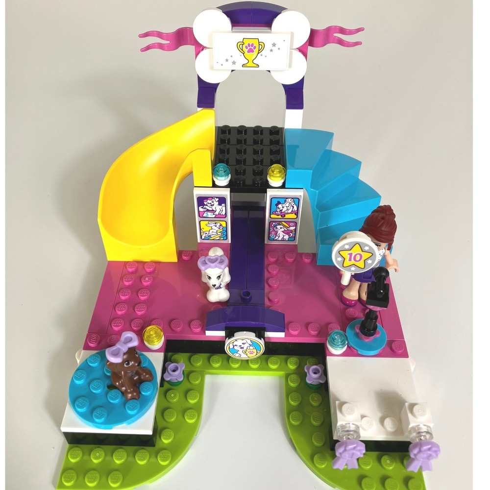 Lego Friends Puppy Championship 41300 Retired Collectible - Picture 4 of 10